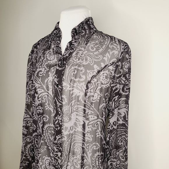 INC International Concepts Button Front Blouse in Black and Grey Paisley Sz 2 - Picture 4 of 6